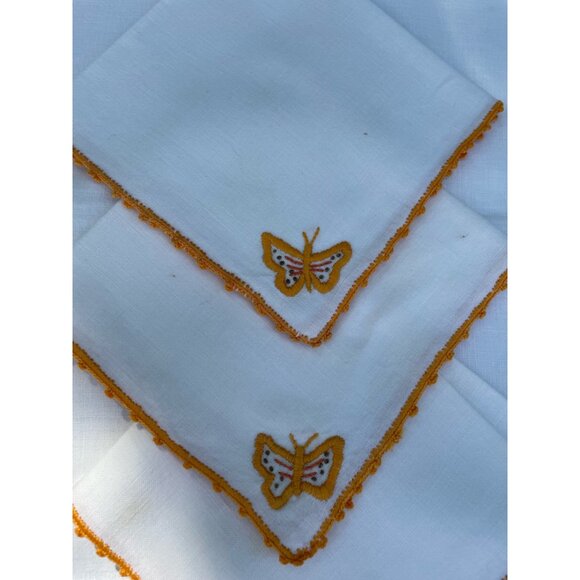 Vintage 1950s Cotton Tablecloth Napkin Set Embroidered Butterfly - Picture 3 of 15